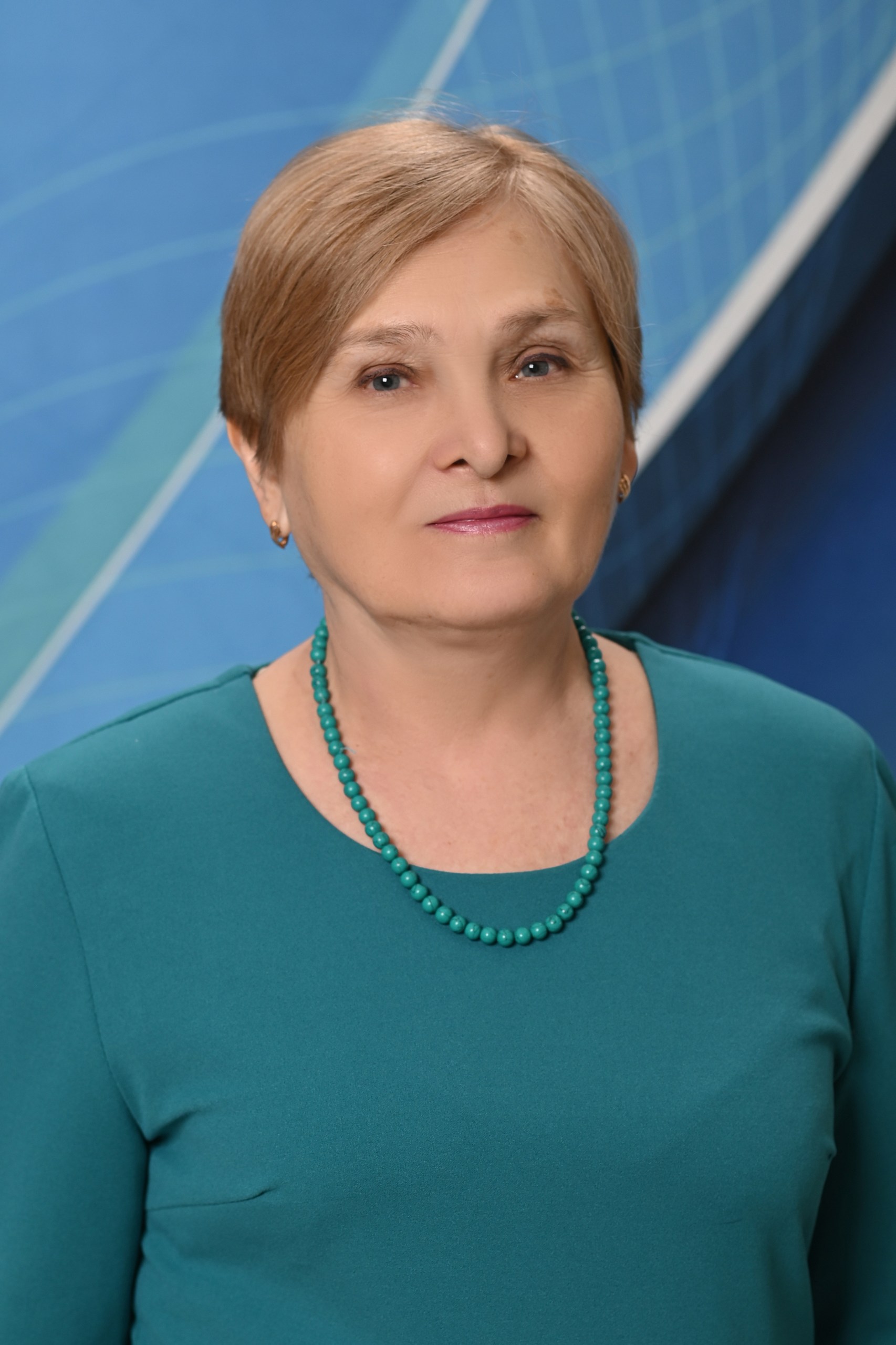 Лещенко Наталья Ивановна.