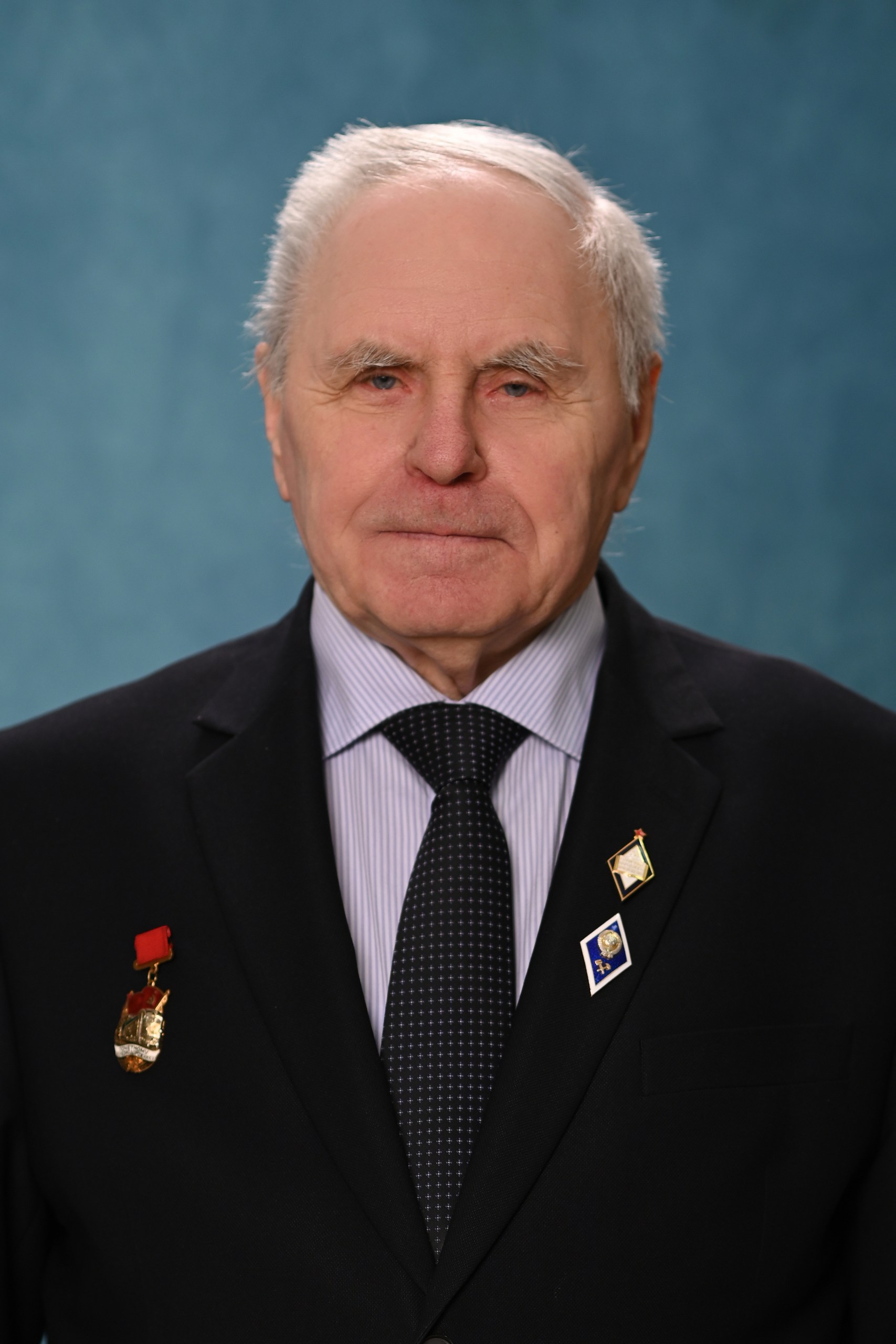 Новаш Анатолий Григорьевич.